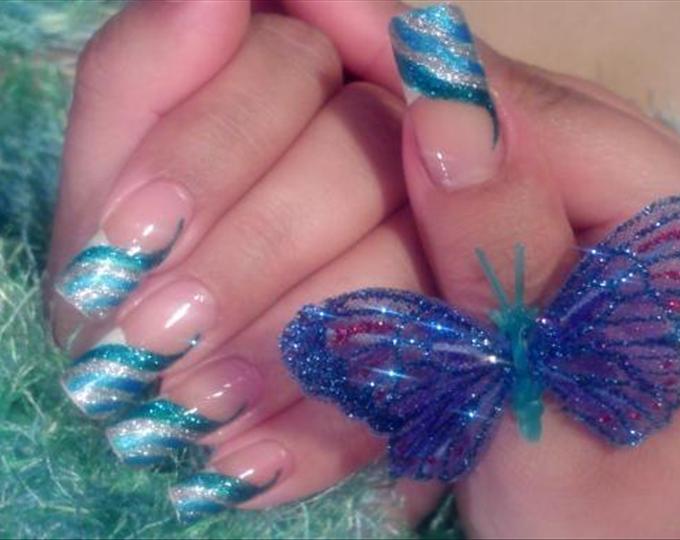 Blue Glitter Nail Art Designs