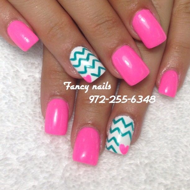 Chevron Heart Nails