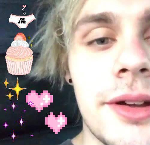 Pink Michael Clifford Tumblr Pink Michael Clifford Tumblr