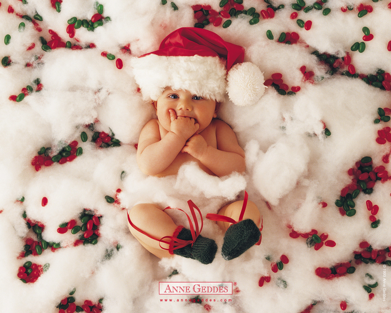 Anne Geddes Christmas Baby