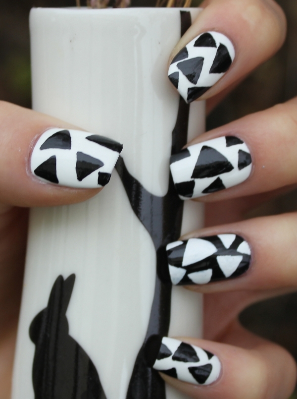 14 Simple Black And White Nail Art Designs Images