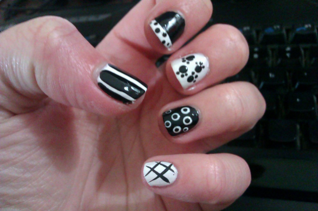 Easy DIY Nail Art Designs Easy DIY Nail Art Designs