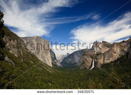 Tunnel View Overlook Yosemite