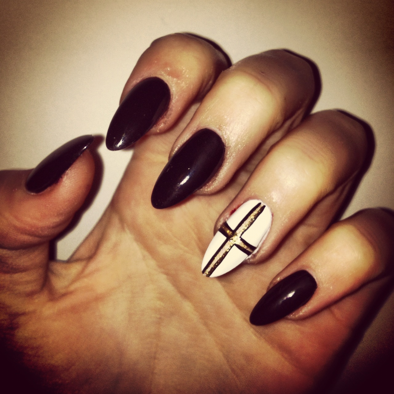 Black Pointy Nail Designs Tumblr