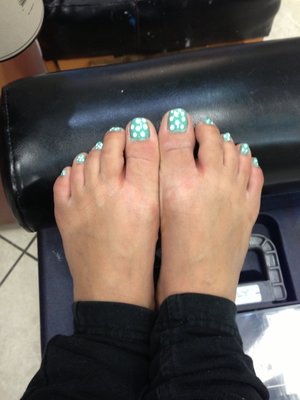 Cute Polka Dot Toe Nail Designs