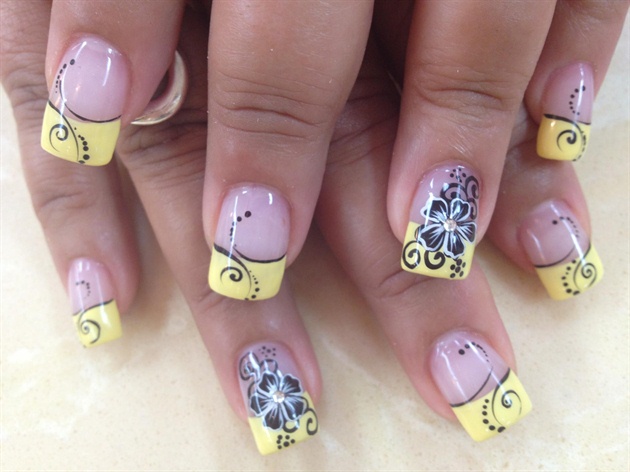 Acrylic Nail Design with Yellow