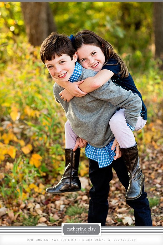 Posing Outdoor Family Photography Ideas