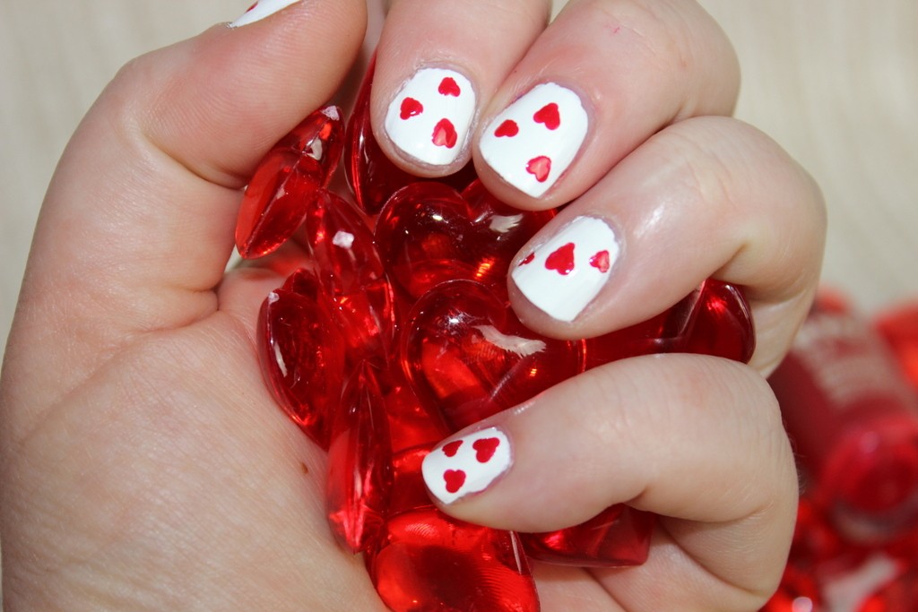 Valentine Day Nail Art Design