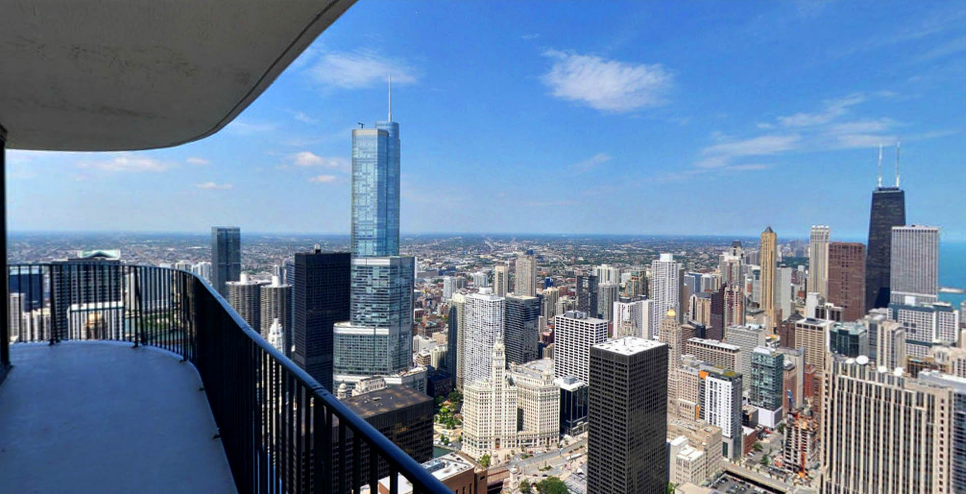 Aqua Building Chicago Skyline