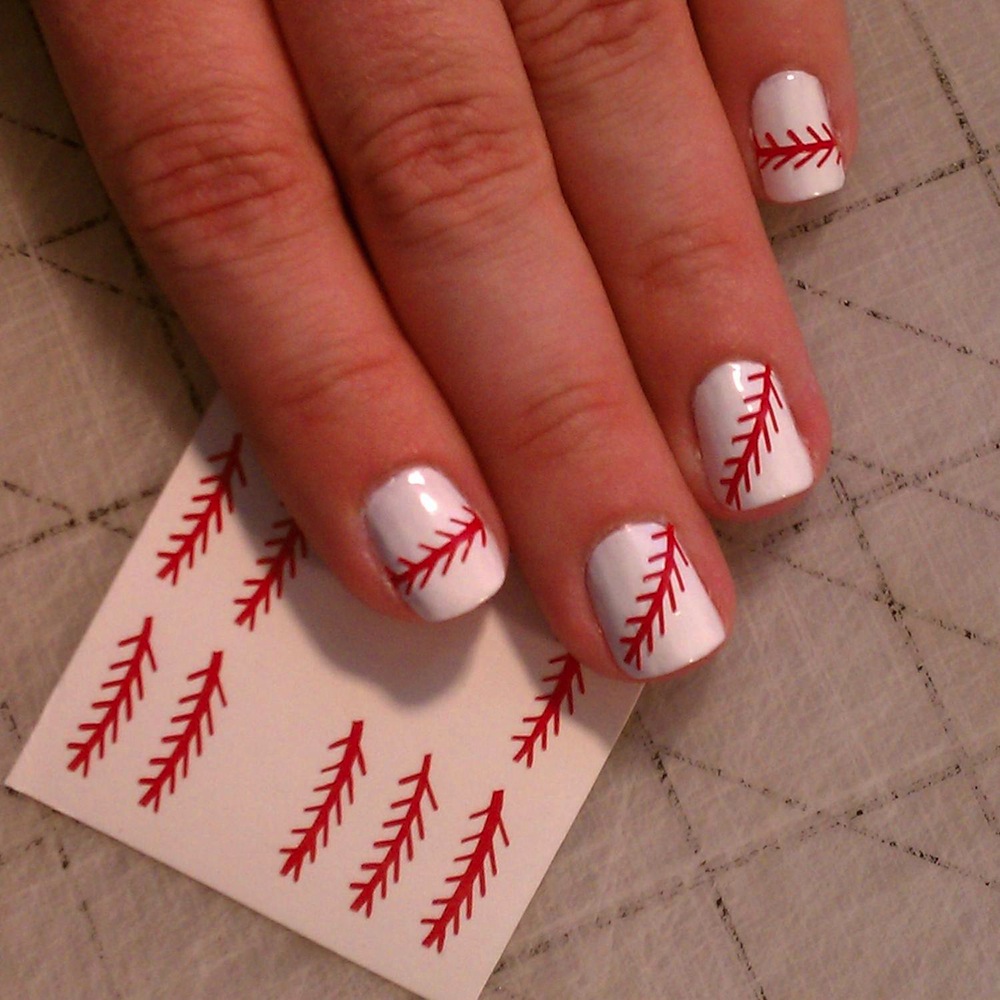 Baseball Thread Nail Art Baseball Thread Nail Art