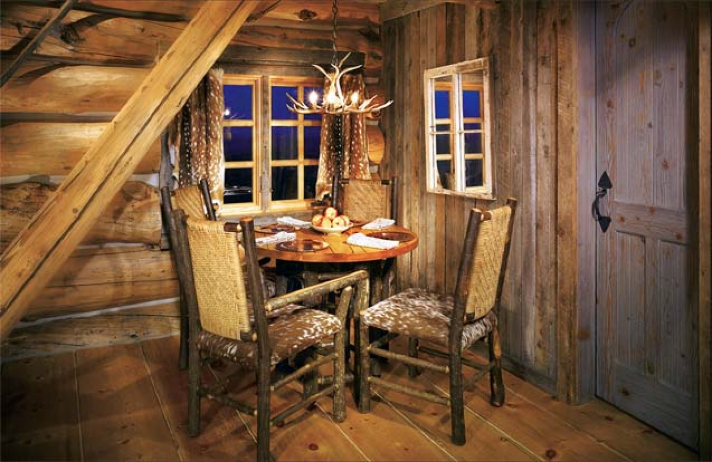 Small Rustic Cabin Decor