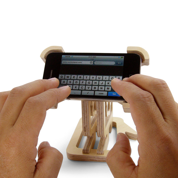 Wooden iPhone Stand