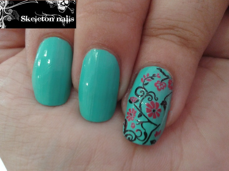 Turquoise Nail Art Design