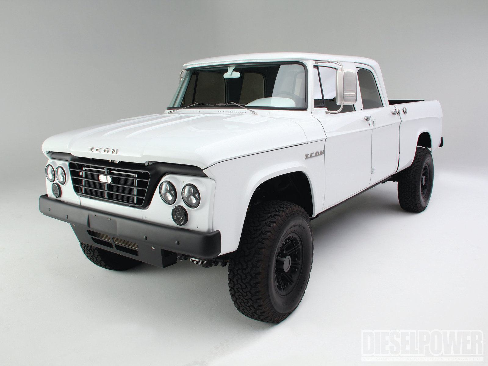 1965 D200 Dodge Pickup Truck 4x4