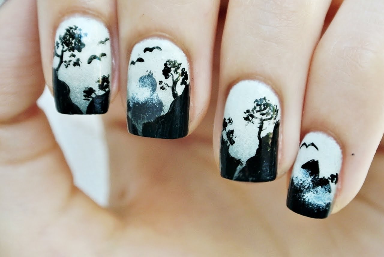 Black and White Nail Art Design