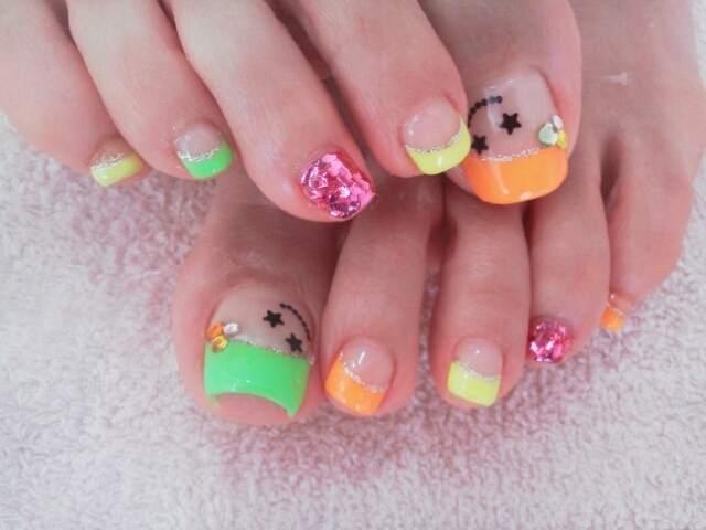 Cool Toe Nail Art Designs