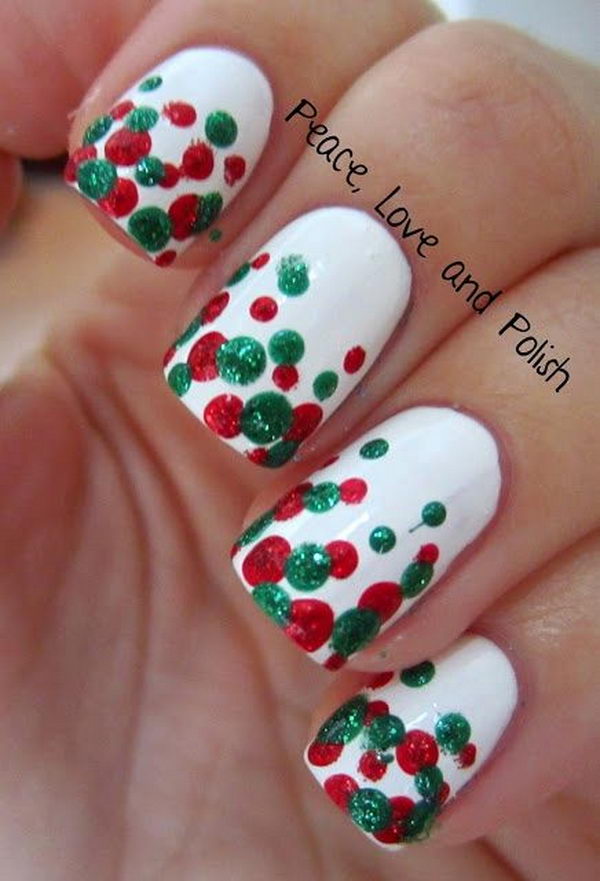 Cute and Easy Christmas Nails