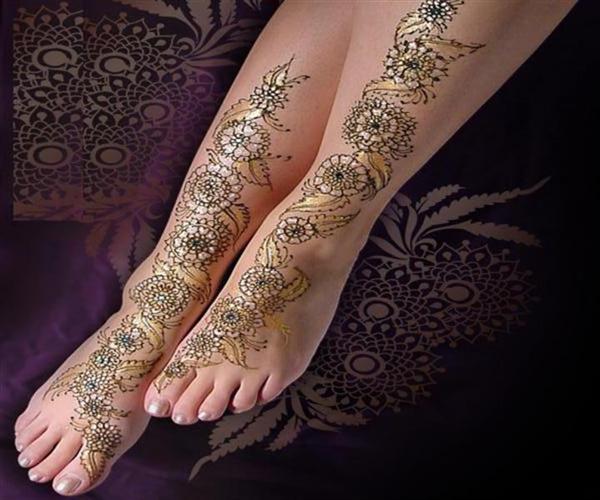 Elegant Simple Henna Design