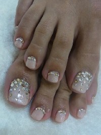 Wedding Bling Toe Nails Design