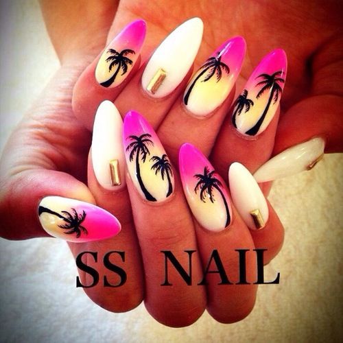 Palm Tree Nail Art