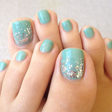 Pretty Light Blue Pedicure Nail Designs