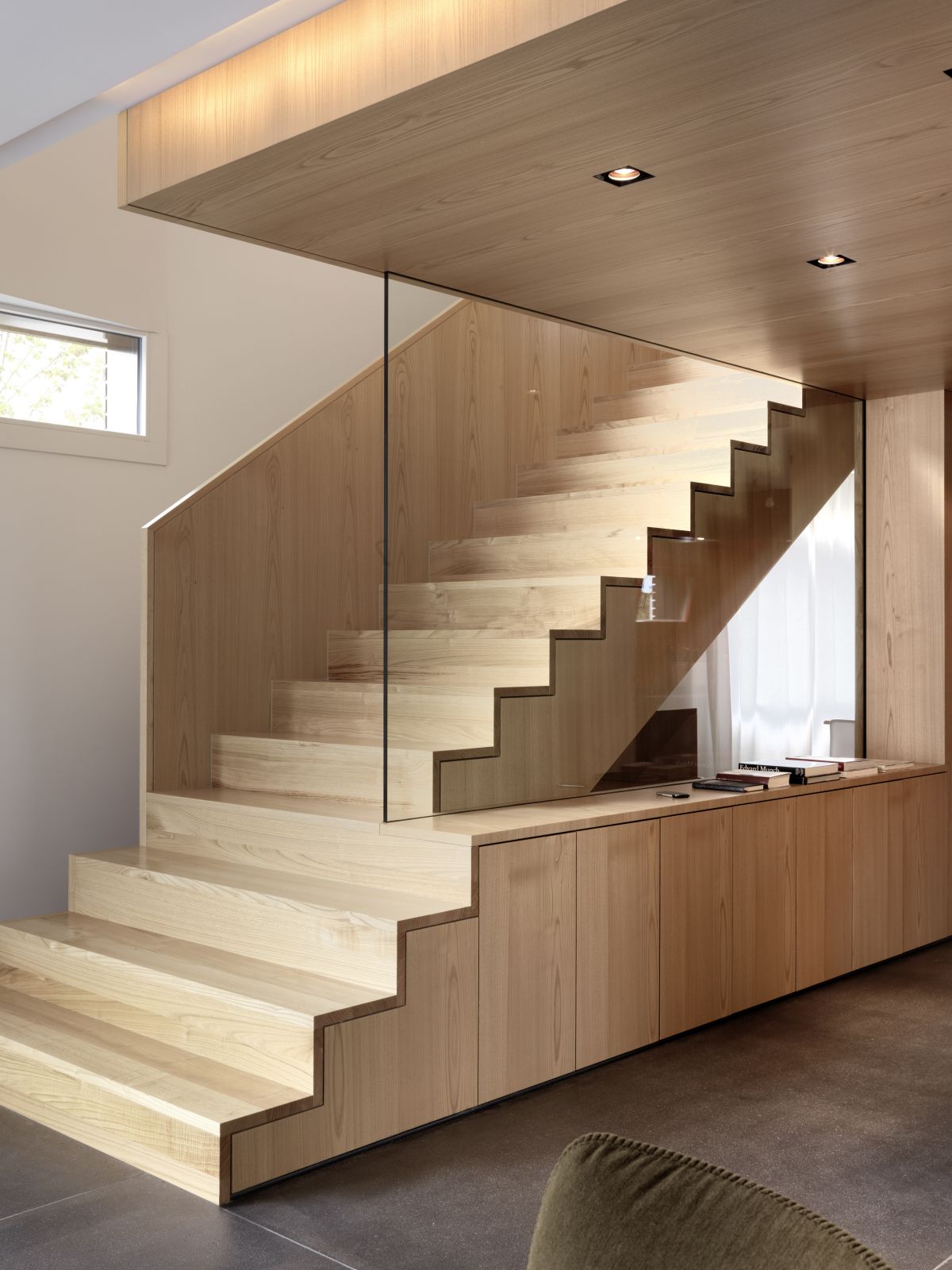 Small Interior Wood Stairs Designs