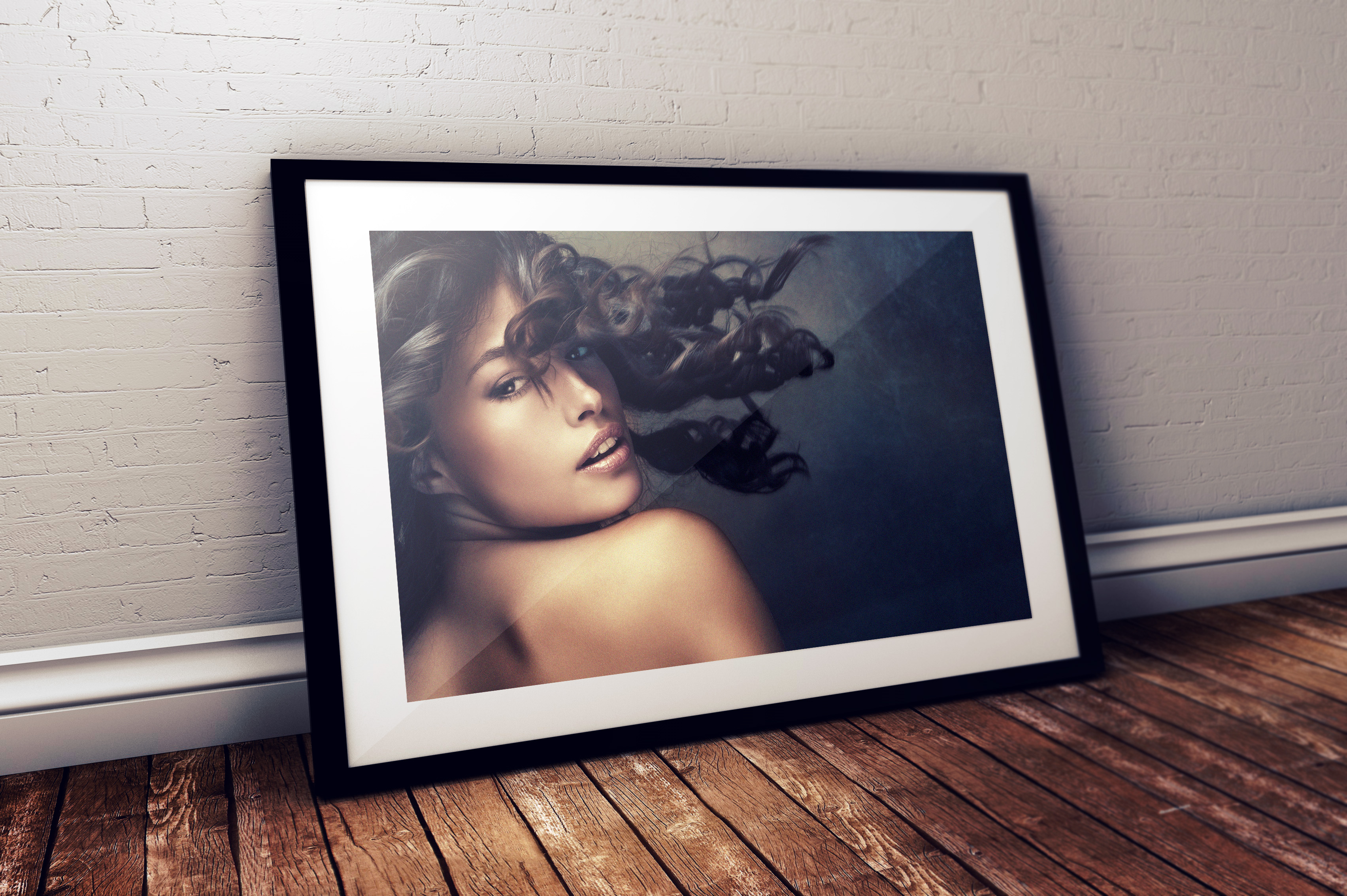 Free Photo Frame PSD Mockup