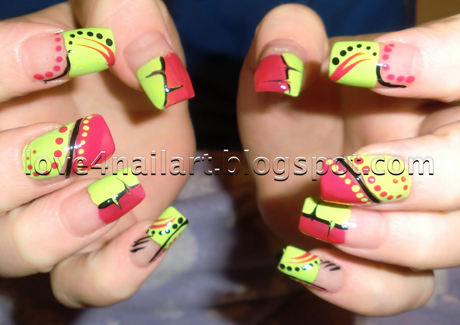 Abstract Nail Art