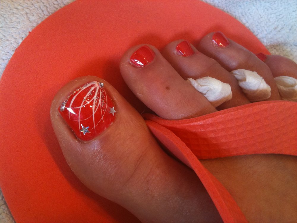 4th of July Firework Nail Art Designs 4th of July Firework Nail Art Designs