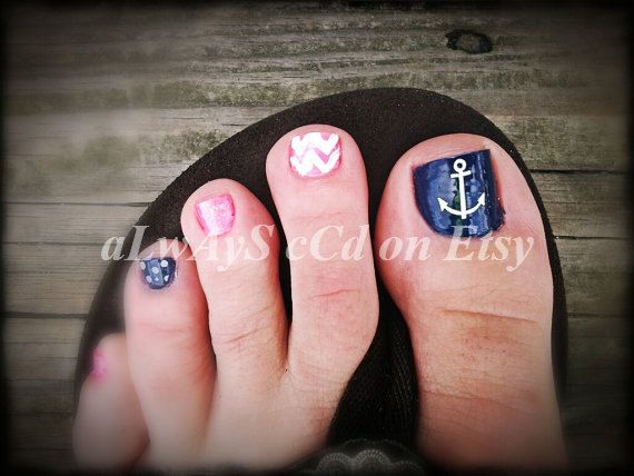 Anchor Toe Nail Designs