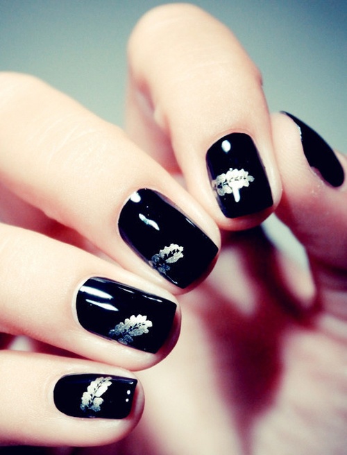 Black-Cute-Nail-Designs