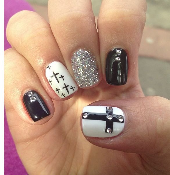 11 Photos of Cross Nail Designs