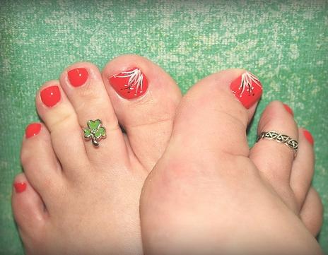 Toe Nail Polish Design