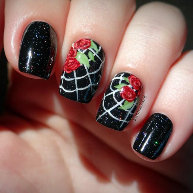 Black Nails with Rose Design Black Nails with Rose Design