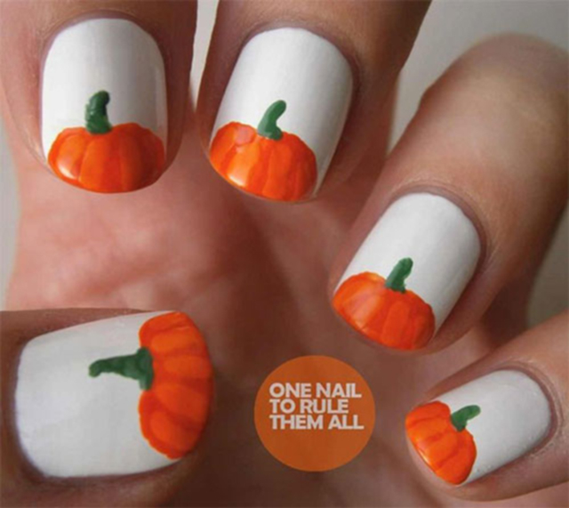 Cute Halloween Pumpkin Nail