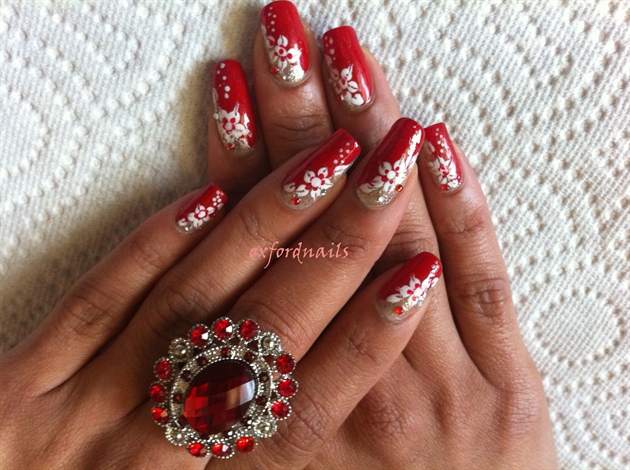 Red and Gold Nail Art Designs