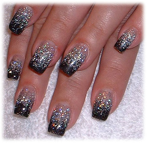 Black Glitter Nail Art