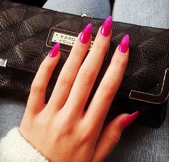 Kardashian Stiletto Nails Kardashian Stiletto Nails