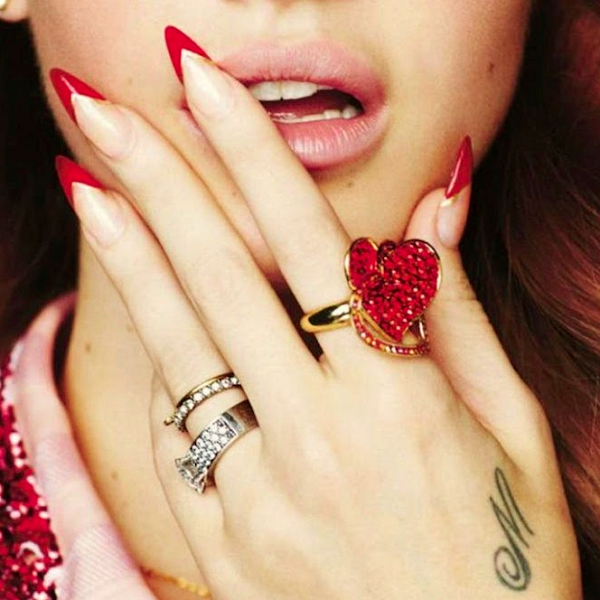 Lana Del Rey's Nails