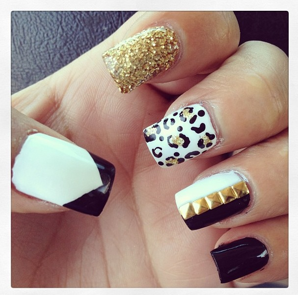 Black White & Gold Nails