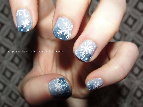 Cute Blue Nail Polish Art