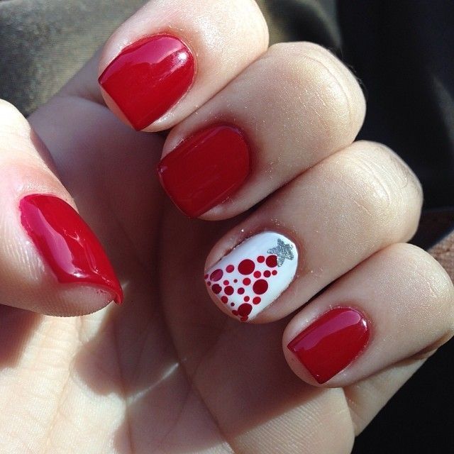 Cute Christmas Nails