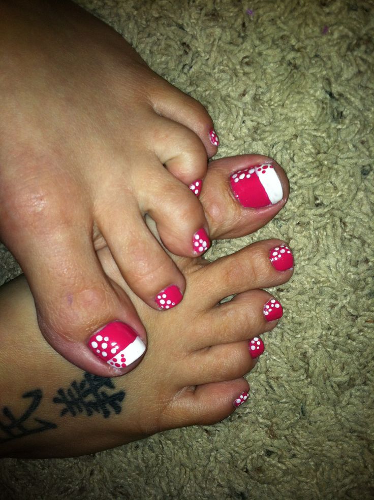 DIY Polka Dot Toe Nail Designs