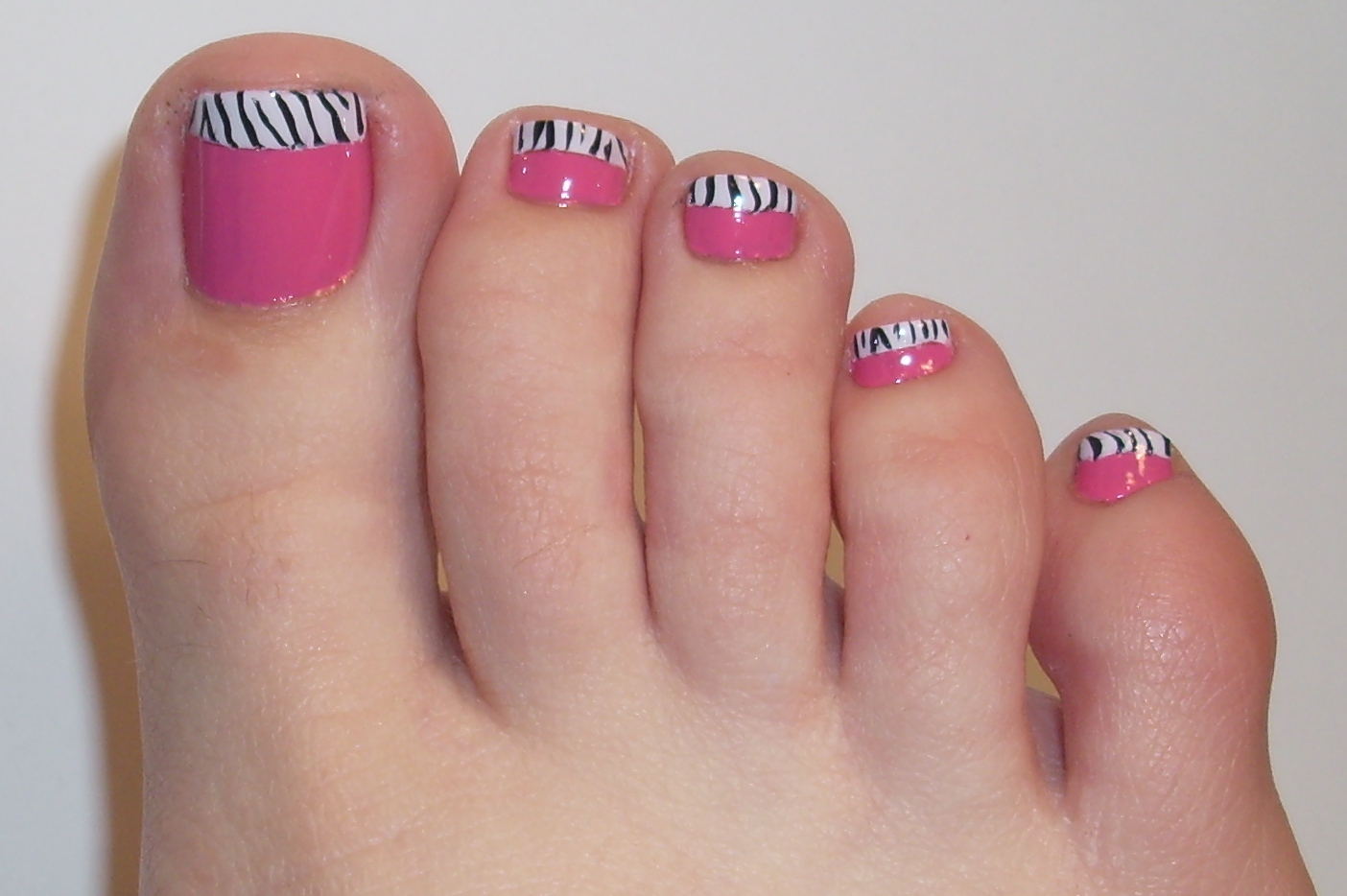 Zebra Toe Nail Polish Designs