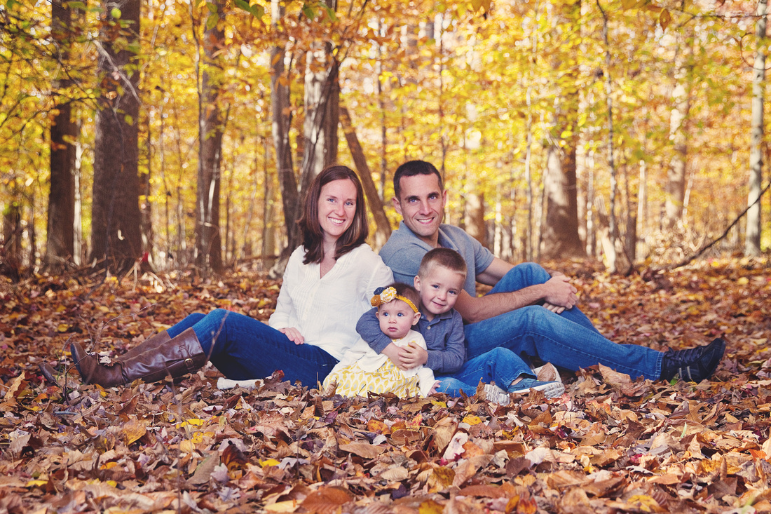 Christmas Family Photography Ideas Outdoors