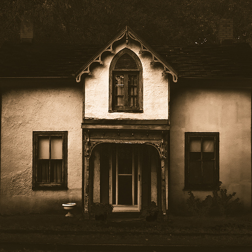 8 Creative Commons Stock Photography Haunted Houses Images