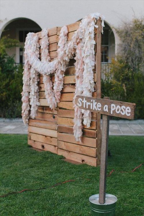 Pallet Photo Booth Backdrop Ideas
