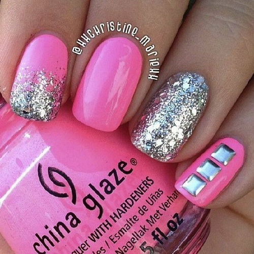 Pink Glitter Nail Art