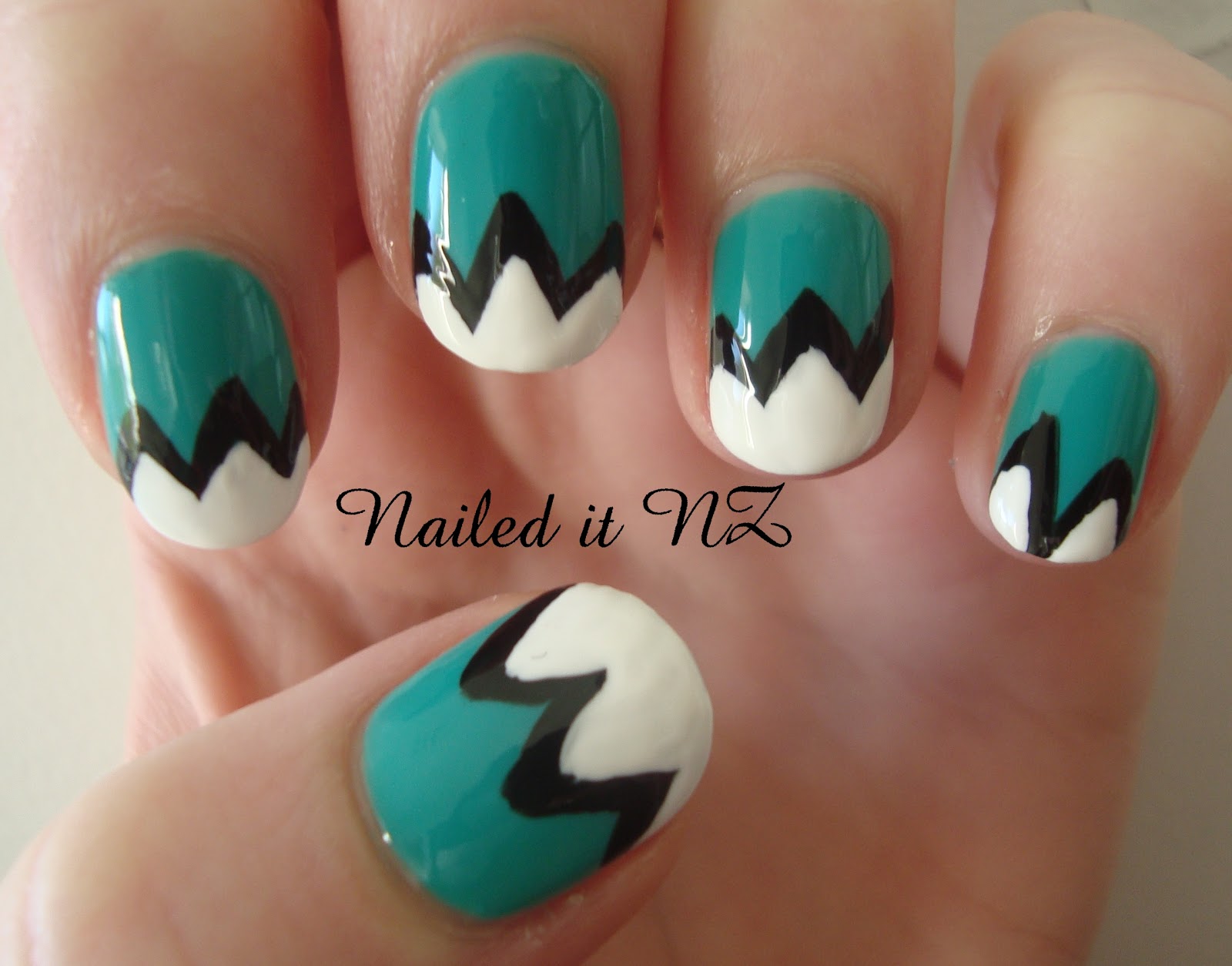 16 Really Easy Nail Designs For Short Nails Images