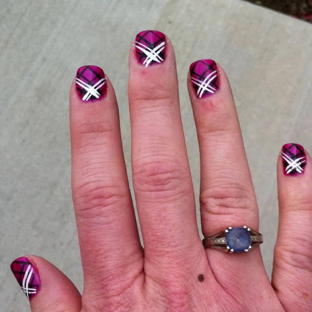 Plaid Nail Design